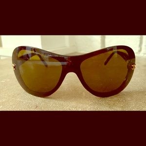 Chanel sunglasses with case